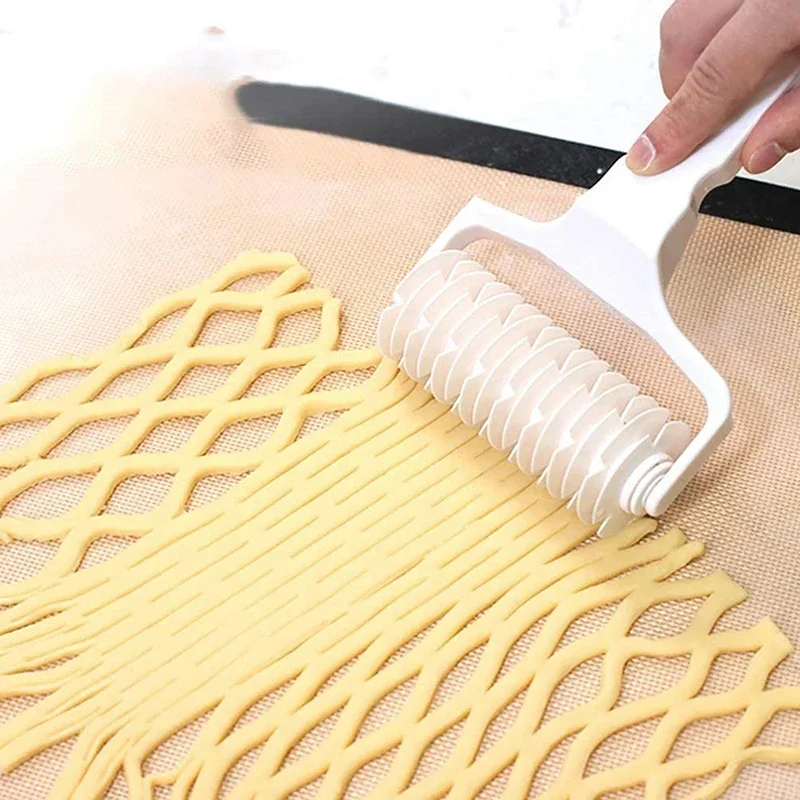 Pizza Roller Cutter Creative P - đánh giá và giá Kitchen Roller Baking